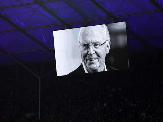 Artikelbild:FC Bayern: Franz Beckenbauer erhält Statue vor der Allianz Arena
