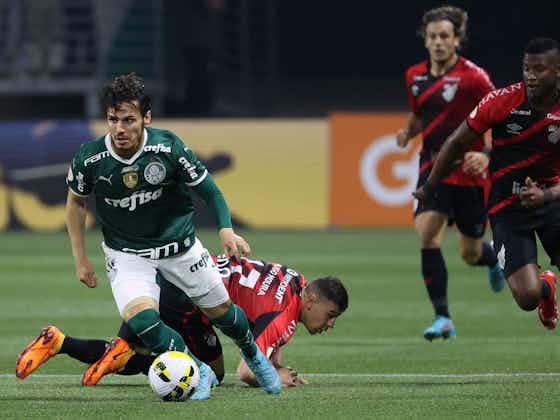 Imagem do artigo:Palmeiras repete marca negativa jogando em casa após derrota para o Athletico-PR