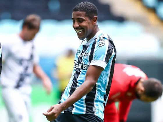 Imagem do artigo:Emprestado pelo Grêmio não agrada e pode voltar