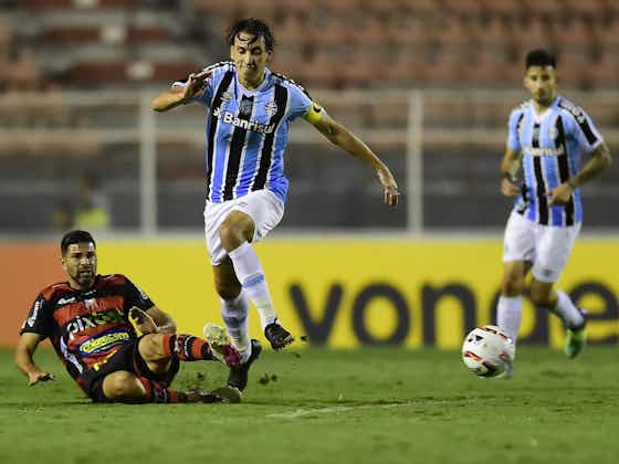 Imagem do artigo:Zaga do Grêmio teve trabalho com o ataque do Ituano