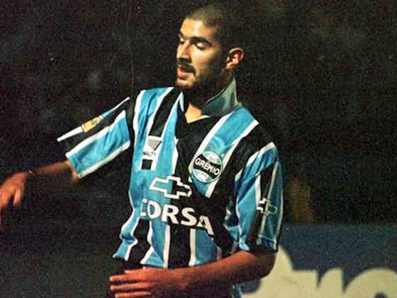 Imagem do artigo:7 curiosidades sobre Loco Abreu, ex-centroavante do Grêmio