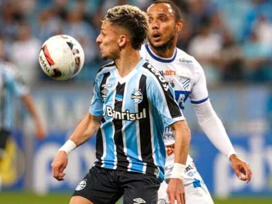 Imagem do artigo:Grêmio zoa jogador do CSA em meme nas redes sociais: “Não entra correndo”