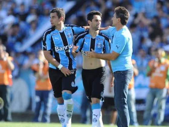 Imagem do artigo:5 de dezembro na história: Com gols de Jonas e André Lima, Grêmio batia o Botafogo em 2010