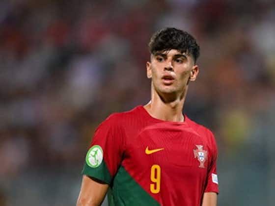 Article image:Portuguese Abroad transfers: Ribeiro departs Sporting for Nottingham Forest; Vitinha makes Genoa move; Vezo latest Portuguese to join Carvalhal’s Olympiacos; Lille seal double swoop for Morais, Fernandes; Sidnei Tavares heads to MLS
