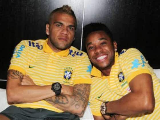 Imagen del artículo:Robinho y Dani Alves, a la cárcel