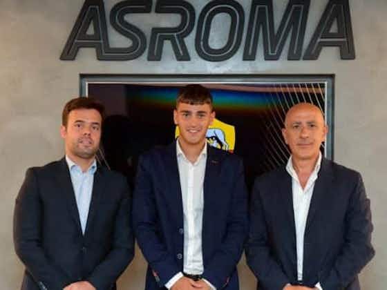 Article image:Official: Giacomo Faticanti extends Roma contract until 2026