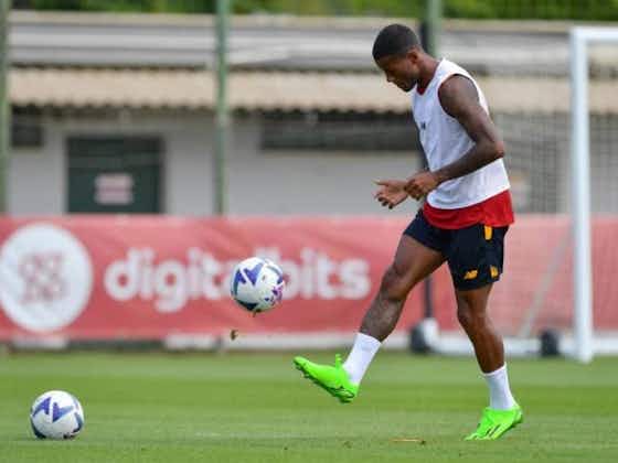Article image:Wijnaldum accelerates recovery ahead of Roma’s Portugal training camp