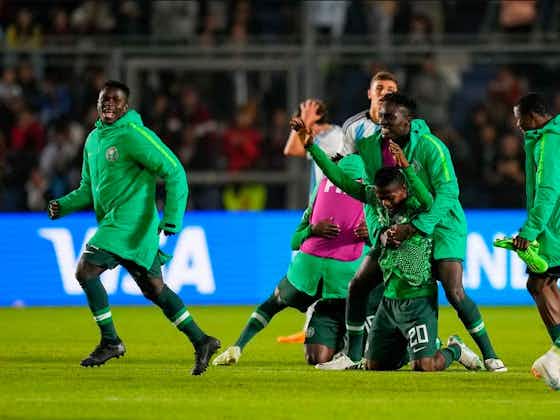 Imagen del artículo:Dos jugadores de Nigeria y un horrible gesto tras vencer a Argentina en el Mundial Sub 20