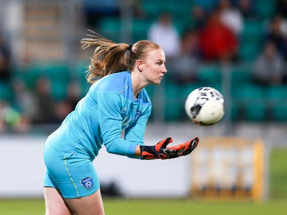 Article image:Keeper Courtney Brosnan commits to Everton Women
