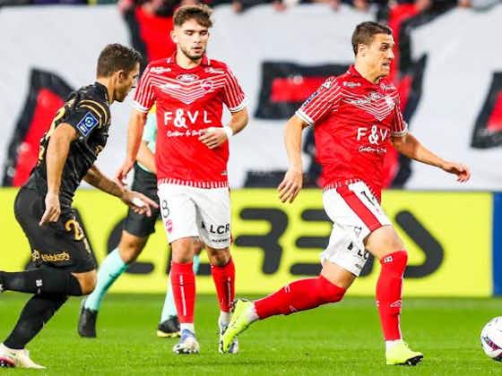 Image de l'article :Résultats Ligue 2 : Valenciennes enchaîne, Amiens surpris par Nîmes