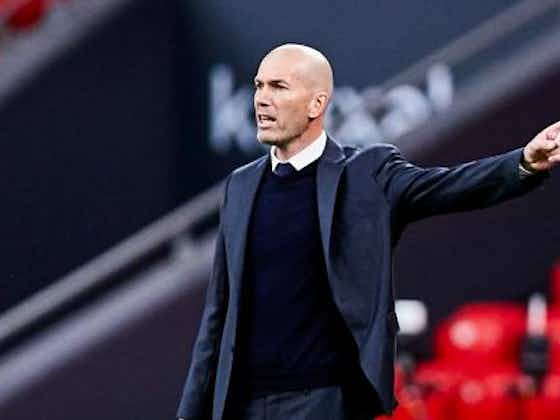 Image de l'article :Real Madrid - Mercato : nouveau rebondissement pour l'avenir de Zidane !