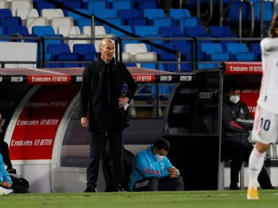 Image de l'article :Real Madrid – FC Séville (2-2) : le titre s'éloigne, Zinédine Zidane peste contre la VAR