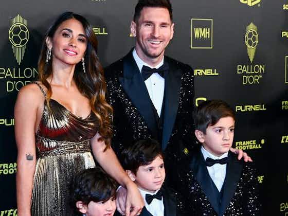 Image de l'article :PSG : le beau message de Messi à Antonella Roccuzzo après son 7e Ballon d'Or