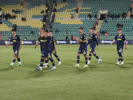 Imagem do artigo:Fenerbahçe abandona final da Supercopa da Turquia aos 3 minutos de jogo