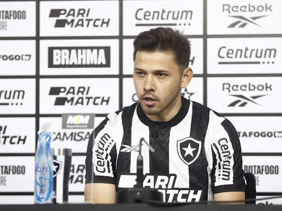 Imagem do artigo:Apresentado no Botafogo, Óscar Romero exalta futebol brasileiro e revela conversa com irmão corintiano