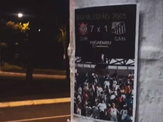 Imagem do artigo:Corintianos espalham provocações ao Santos nos arredores da Arena
