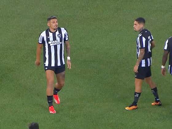 Imagem do artigo:Tiquinho Soares sofre lesão muscular em vitória do Botafogo; veja lance