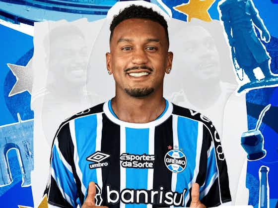 Imagem do artigo:Grêmio anuncia a contratação do meio-campista Edenílson, ex-Corinthians e Internacional