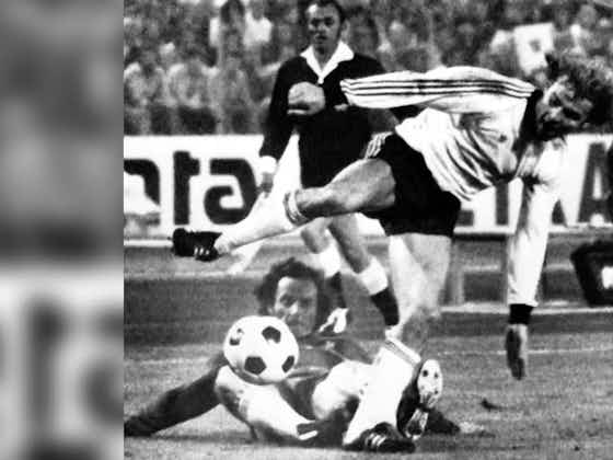 Imagem do artigo:Morre Bernd Hölzenbein, campeão do mundo com a Alemanha em 1974