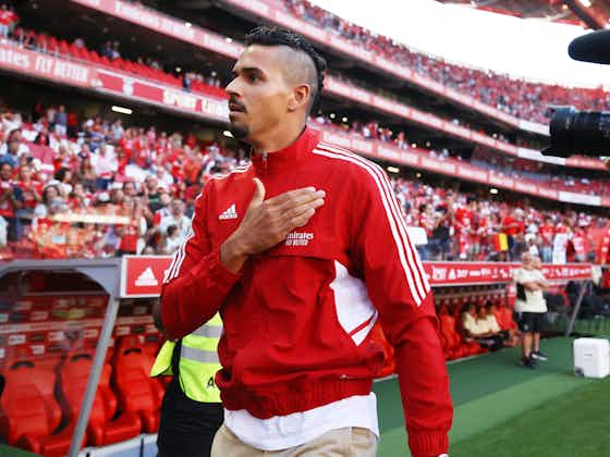 Imagem do artigo:Benfica estuda liberar ex-zagueiros de Santos e Corinthians por empréstimo
