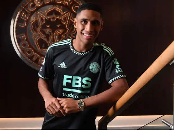 Imagem do artigo:Leicester City anuncia chegada por empréstimo do brasileiro Tetê, ex-Grêmio