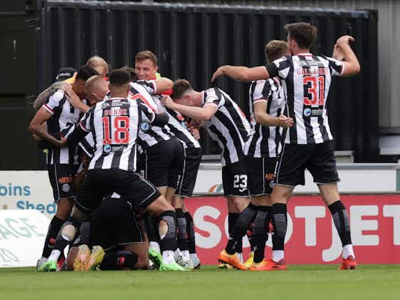 Article image:St Mirren stun champions Celtic with shock victory over league leaders
