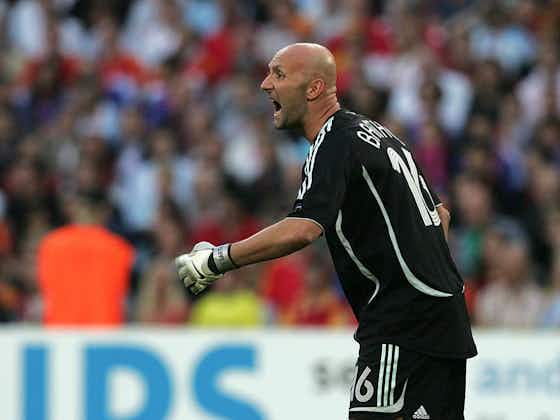 Article image:On this day in 2006 – Fabien Barthez announces retirement from football
