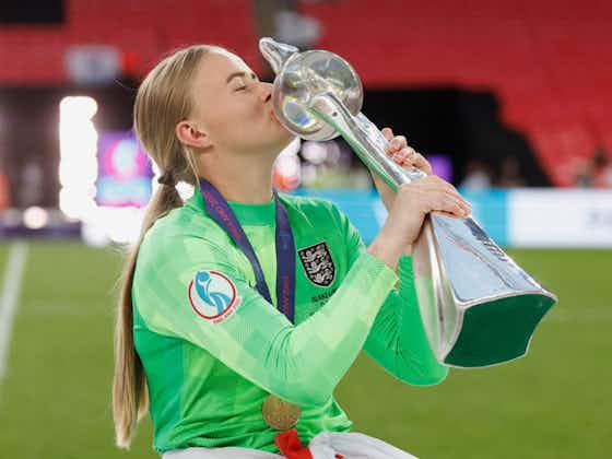 Article image:England World Cup goalkeeper set to leave WSL side this summer