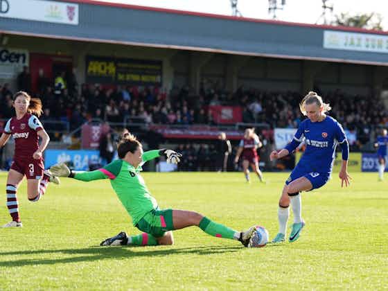 Article image:Chelsea return to top spot in WSL after beating struggling West Ham