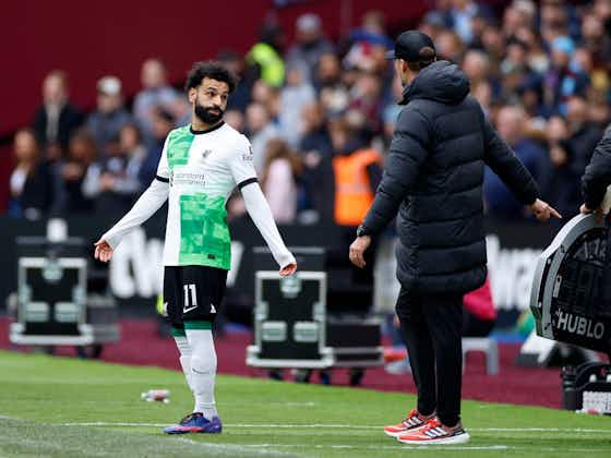 Artikelbild:Mohamed Salah and Jurgen Klopp in heated exchange as Liverpool drop out of title race