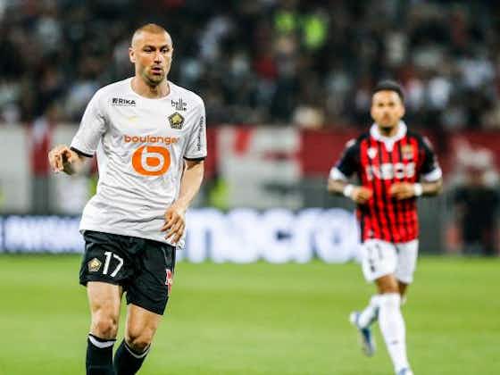 Image de l'article :Lille : le club annonce le départ de Burak Yilmaz ! (officiel)