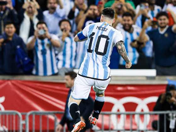 Image de l'article :🚨 Argentine – Emirats Arabes Unis : avec un grand Messi, l’Albiceleste s’impose !