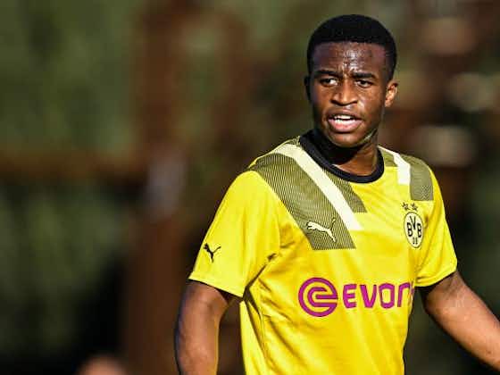 Image de l'article :Borussia Dortmund : le club met la pression à la pépite Moukoko