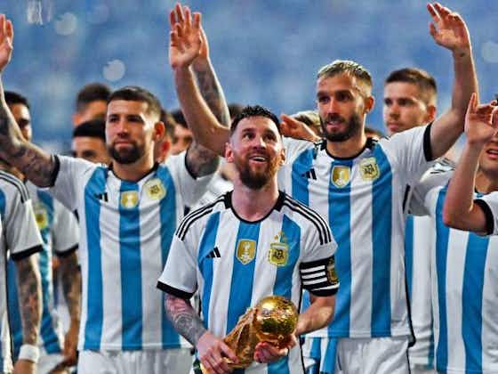 Image de l'article :PSG, Argentine : un champion du monde craque totalement et se tatoue à l'effigie de Messi !
