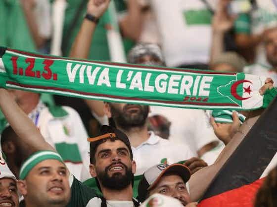 Image de l'article :Algérie : scène totalement surréaliste, des supporters ont voulu entrer dans l'hôtel des joueurs