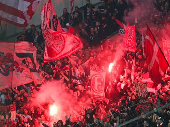 Image de l'article :Bayer Leverkusen : l'accueil complètement fou des fans pour les futurs champions