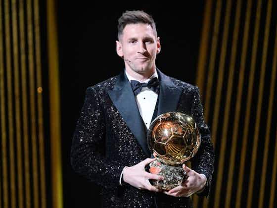 Image de l'article :Ballon d’Or 2021 : l’hommage incroyable d’Adidas au « GOAT » Messi à Paris