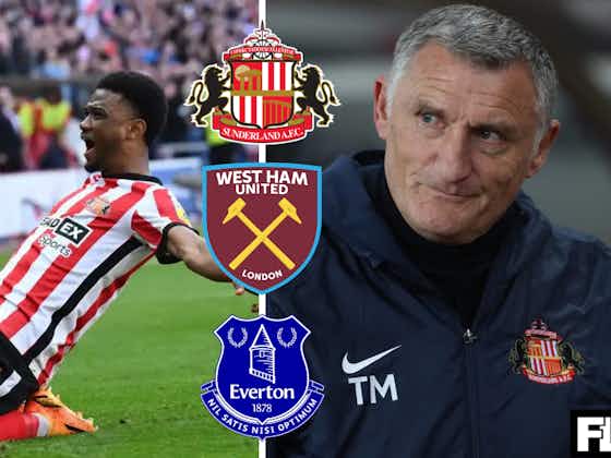 Article image:West Ham United, Everton and Burnley rival Sunderland for Manchester United transfer