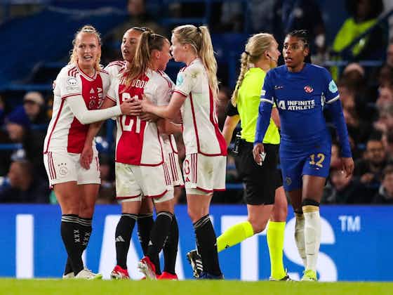 Article image:Ajax-vrouwen hebben ondanks Europese uitschakeling reden tot lachen