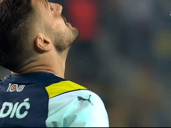 Imagem do artigo:Dusan Tadic faalt op het moment suprême: Fenerbahçe uit Europa