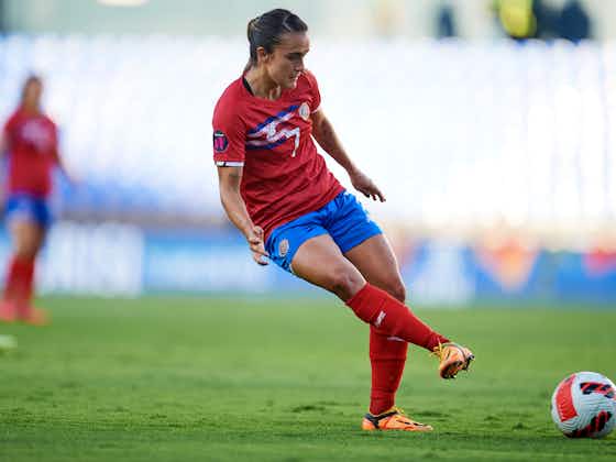Article image:Melissa Herrera celebrates 100 appearances with Costa Rica 