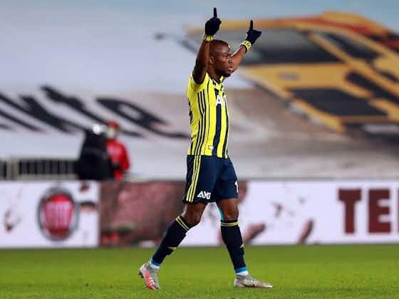 Imagen del artículo:Tropezón del Fenerbahçe con Énner en cancha