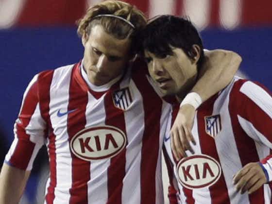 Article image:Iconic Duos: Baby Aguero and peak Forlan ripping up La Liga for Atletico