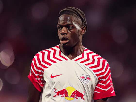 Article image:Manchester United and Chelsea target Leipzig centre-back