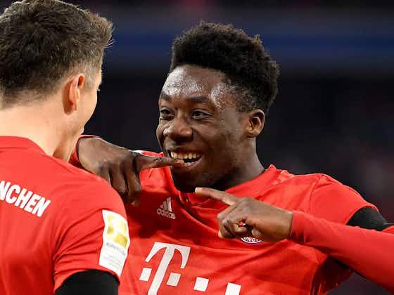 Image de l'article :Carlo Ancelotti leaves door open for Manchester United move for Alphonso Davies
