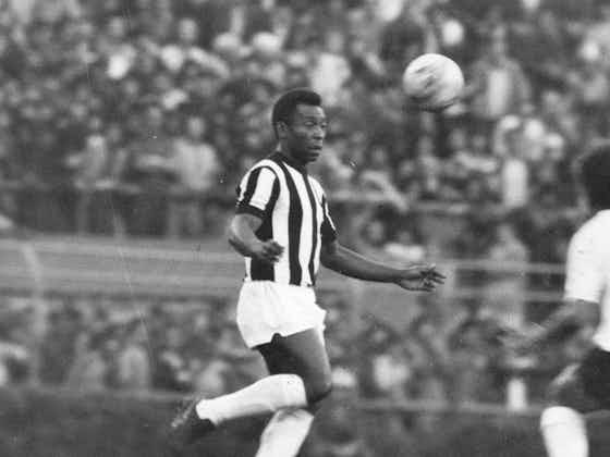 Imagem do artigo:A apoteose de Pelé: como o Rei brilhou nos títulos sul-americanos e mundiais do Santos