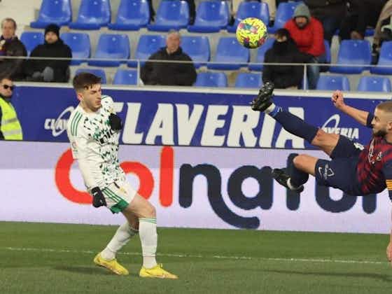Imagem do artigo:Na segundona espanhola, Jorge Pulido anotou um gol de voleio tão perfeito que Bebeto assinaria