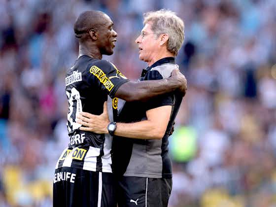 Imagem do artigo:Seedorf decidiu deixar o Botafogo e se aposentar após demissão de Oswaldo de Oliveira