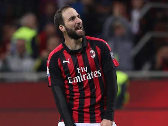 Article image:Chelsea sign Gonzalo Higuaín on initial loan deal
