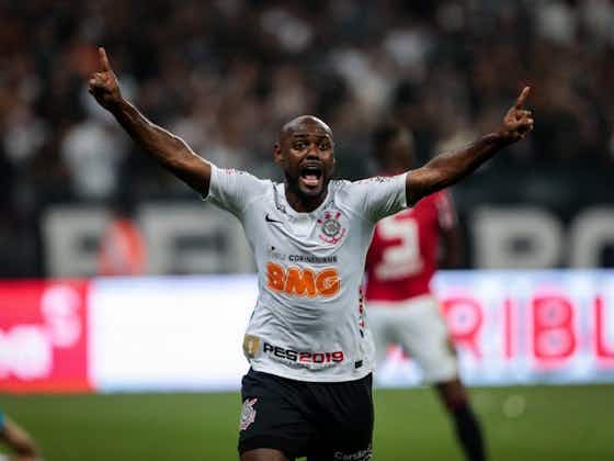 Article image:Vagner Love: Corinthians still have a real chance to win the title